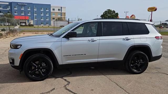 2023 Jeep Grand Cherokee L Vehicle Photo in San Angelo, TX 76901