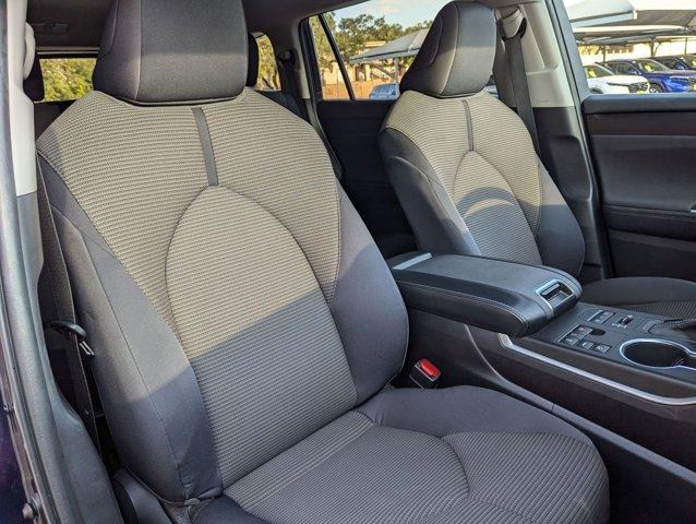 2023 Toyota Highlander Vehicle Photo in San Antonio, TX 78230