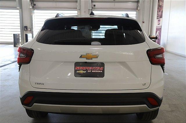 2025 Chevrolet Trax Vehicle Photo in MEDINA, OH 44256-9001