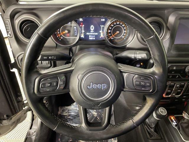 2022 Jeep Gladiator Vehicle Photo in PHOENIX, AZ 85014-3381