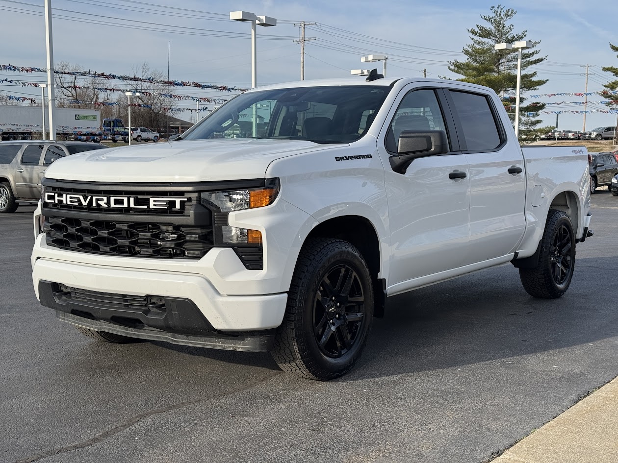 2024 Chevrolet Silverado 1500 Vehicle Photo in BOONVILLE, IN 47601-9633