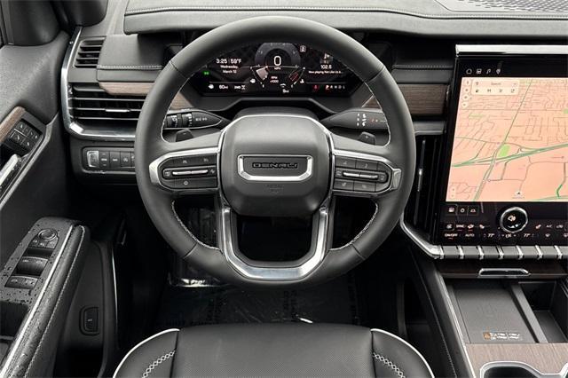 2025 GMC Acadia Vehicle Photo in ELK GROVE, CA 95757-8703