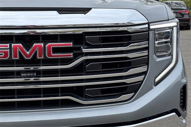 2023 GMC Sierra 1500 Vehicle Photo in ELK GROVE, CA 95757-8703