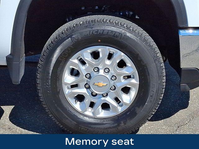 2024 Chevrolet Silverado 2500 HD Vehicle Photo in DANBURY, CT 06810-5034
