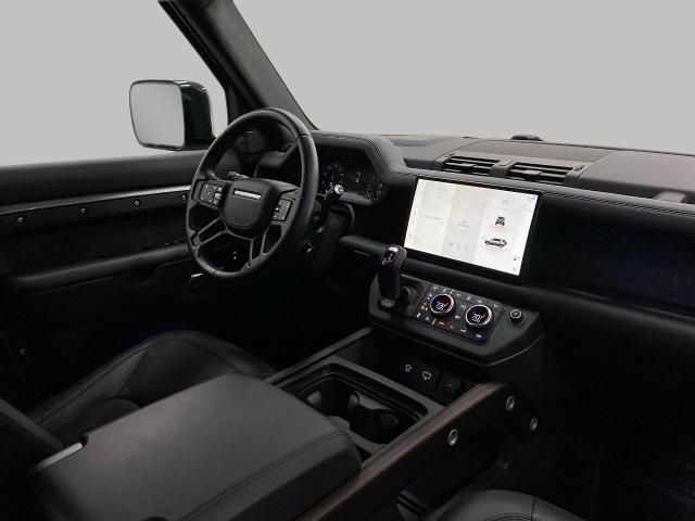 2024 Defender Vehicle Photo in Appleton, WI 54913