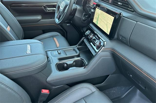 2025 GMC Sierra 3500 HD Vehicle Photo in ELK GROVE, CA 95757-8703