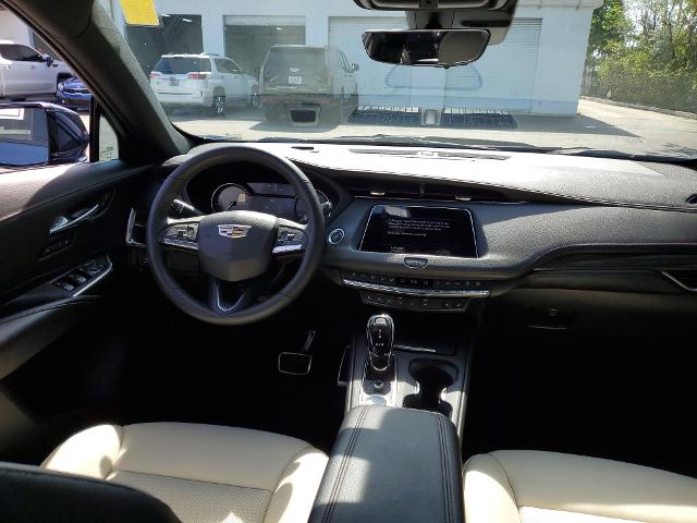 2022 Cadillac XT4 Vehicle Photo in POMPANO BEACH, FL 33064-7091