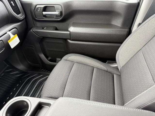 2025 GMC Sierra 2500 HD Vehicle Photo in COLUMBIA, MO 65203-3903