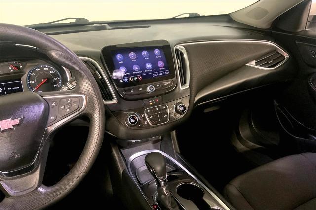 2021 Chevrolet Malibu Vehicle Photo in Lees Summit, MO 64086