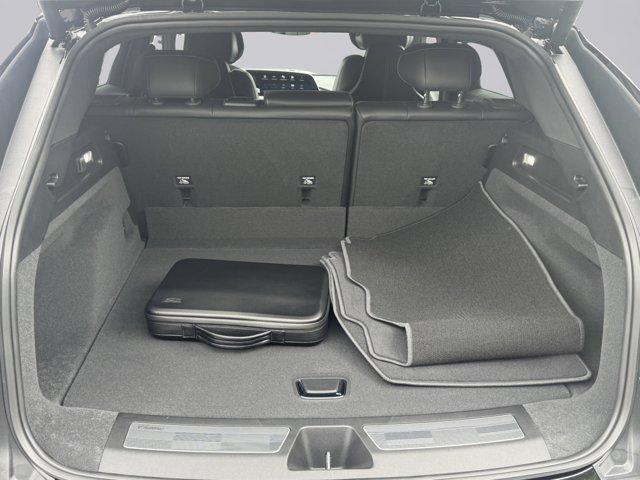 2025 Cadillac LYRIQ Vehicle Photo in LEOMINSTER, MA 01453-2952