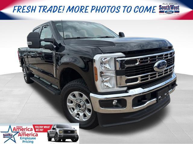 2024 Ford Super Duty F-250 SRW Vehicle Photo in Weatherford, TX 76087