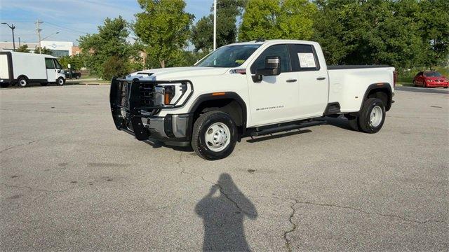 2024 GMC Sierra 3500 HD Vehicle Photo in BENTONVILLE, AR 72712-4322