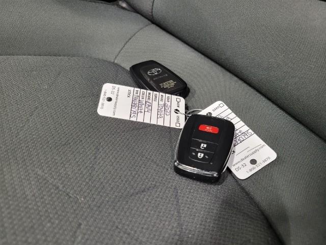 2022 Toyota RAV4 Vehicle Photo in Oshkosh, WI 54904