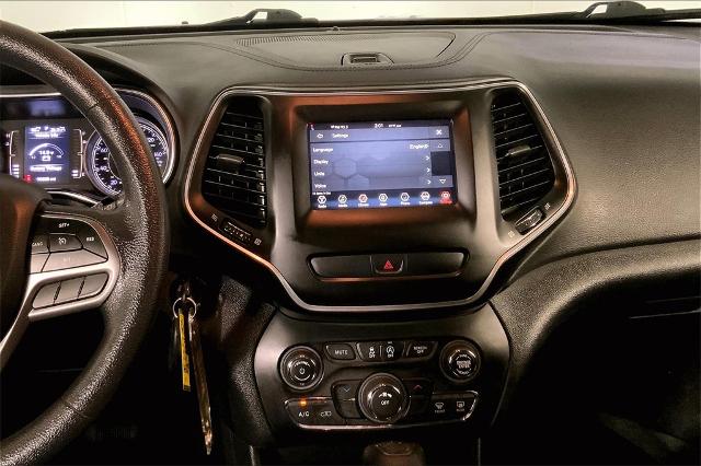 2019 Jeep Cherokee Vehicle Photo in Lees Summit, MO 64086