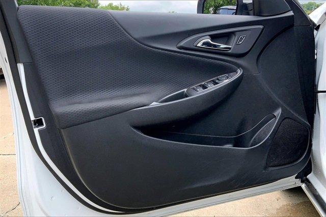 2025 Chevrolet Malibu Vehicle Photo in KANSAS CITY, MO 64114-4502
