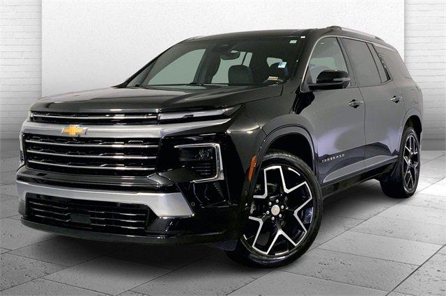 2024 Chevrolet Traverse Vehicle Photo in TOPEKA, KS 66609-0000