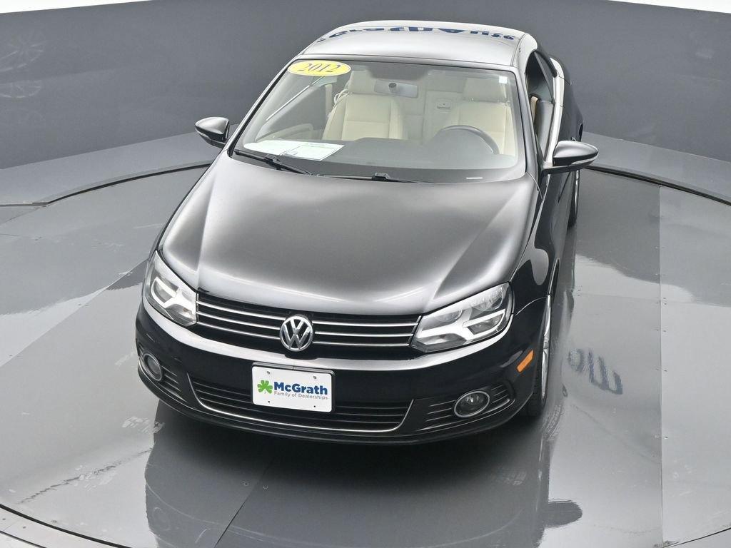 2012 Volkswagen Eos Vehicle Photo in Marion, IA 52302