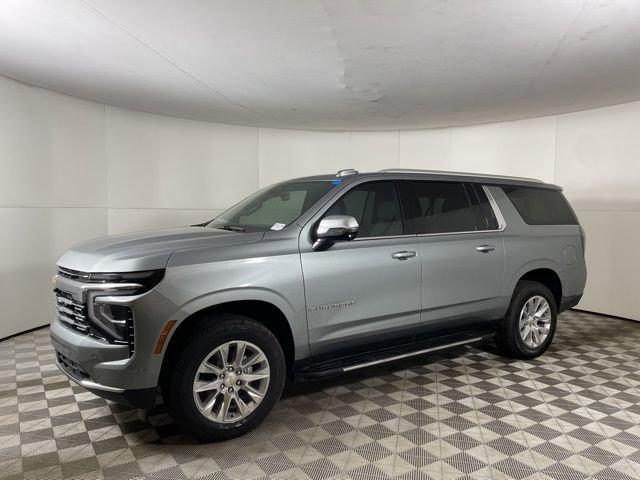 2025 Chevrolet Suburban Vehicle Photo in PHOENIX, AZ 85014-3381