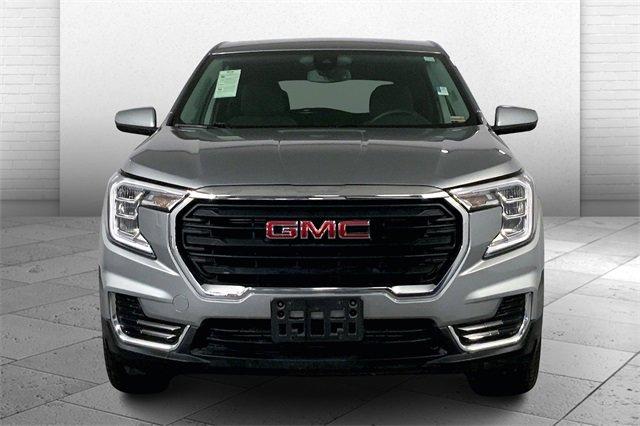 2024 GMC Terrain Vehicle Photo in KANSAS CITY, MO 64114-4502