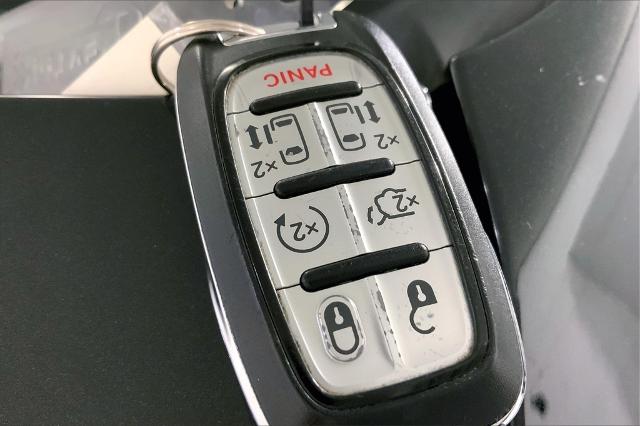 2022 Chrysler Pacifica Vehicle Photo in Kansas City, MO 64114