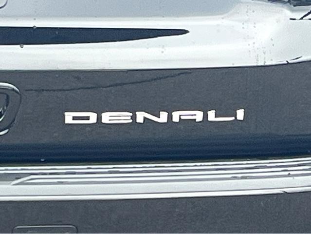 2024 GMC Yukon XL Vehicle Photo in BEAUFORT, SC 29906-4218
