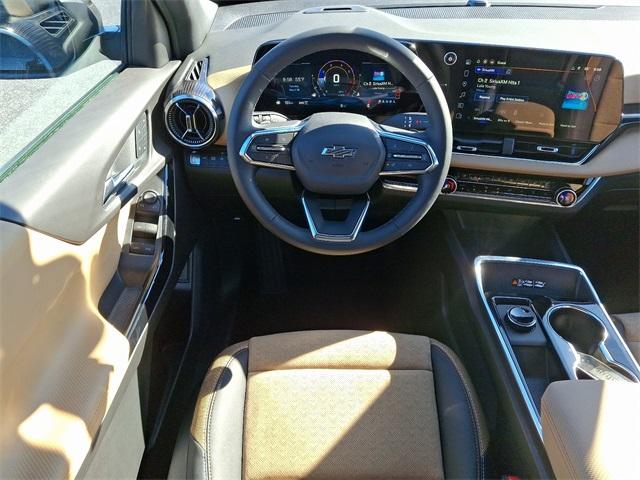 2025 Chevrolet Equinox Vehicle Photo in LEWES, DE 19958-4935