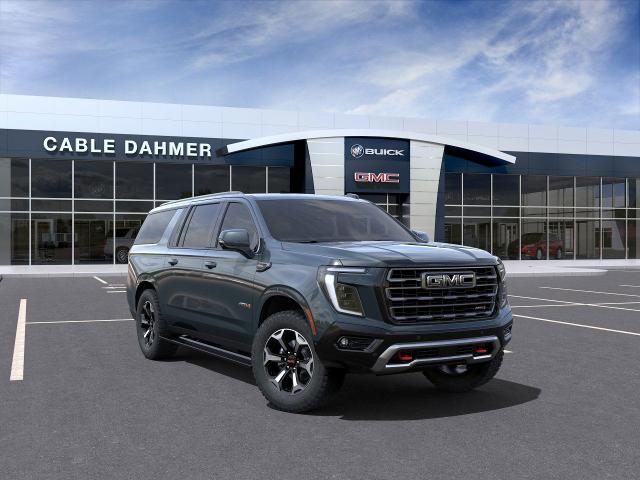 2025 GMC Yukon XL Vehicle Photo in TOPEKA, KS 66609-0000