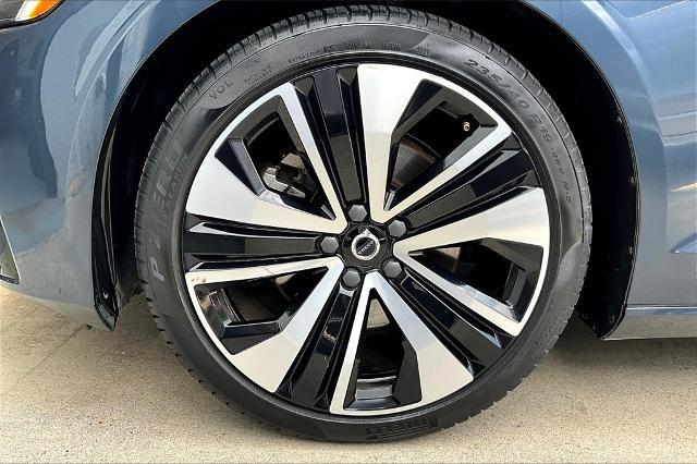2022 Volvo S60 Vehicle Photo in Houston, TX 77007