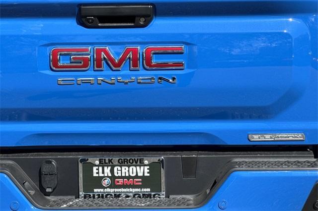 2025 GMC Canyon Vehicle Photo in ELK GROVE, CA 95757-8703