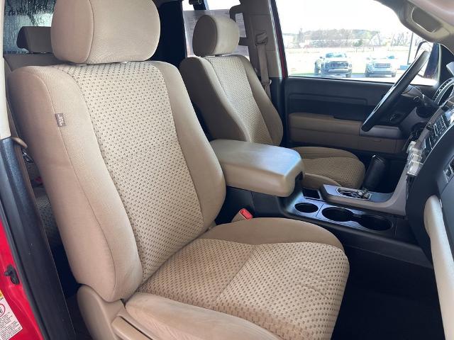 2013 Toyota Tundra 4WD Truck Vehicle Photo in MANHATTAN, KS 66502-5036