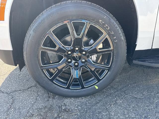 2025 Chevrolet Tahoe Vehicle Photo in MANHATTAN, KS 66502-5036