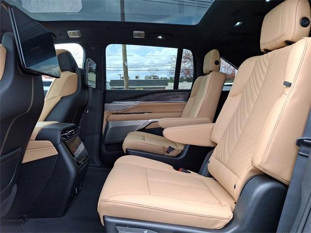2025 Cadillac ESCALADE IQ Vehicle Photo in ALLENTOWN, PA 18103-7399