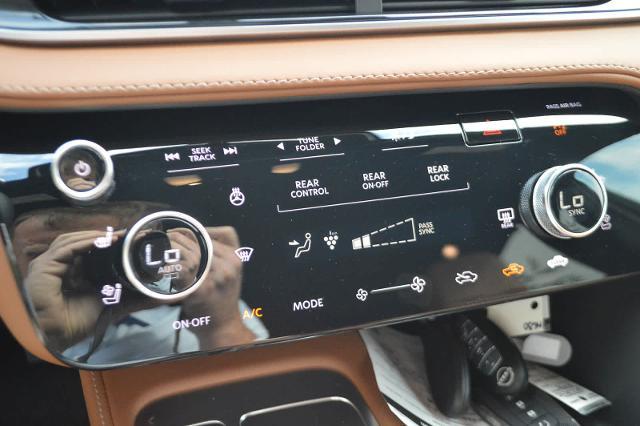 2025 INFINITI QX60 Vehicle Photo in Houston, TX 77090