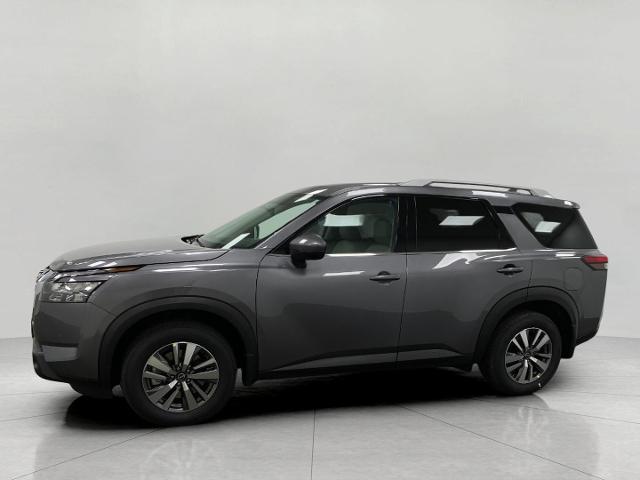 2025 Nissan Pathfinder Vehicle Photo in Appleton, WI 54913