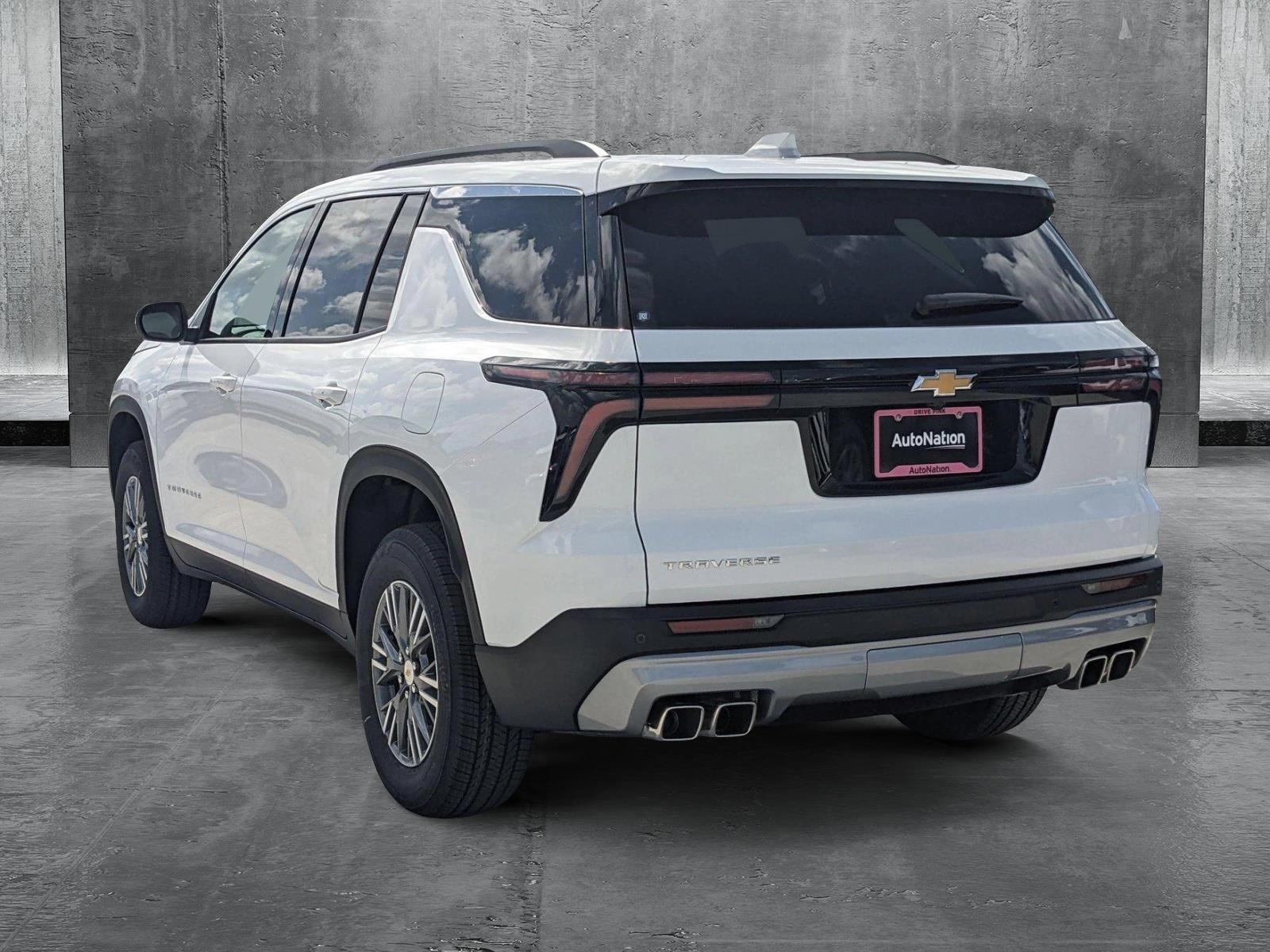 2025 Chevrolet Traverse Vehicle Photo in MIAMI, FL 33172-3015