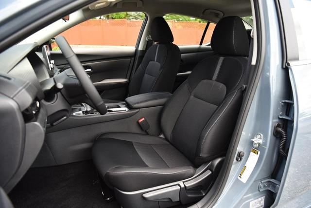 2025 Nissan Sentra Vehicle Photo in Ballwin, MO 63011