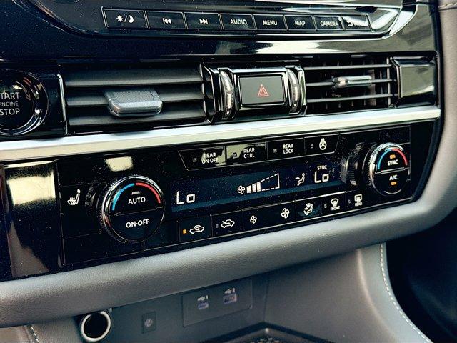 2025 Nissan Pathfinder Vehicle Photo in Flemington, NJ 08822