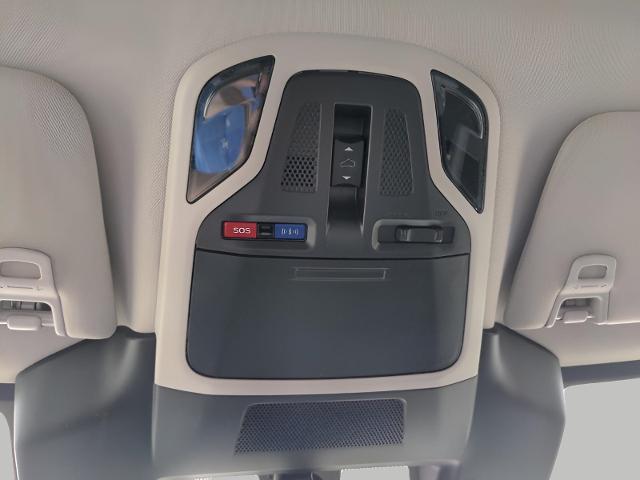 2025 Subaru Outback Vehicle Photo in Green Bay, WI 54304