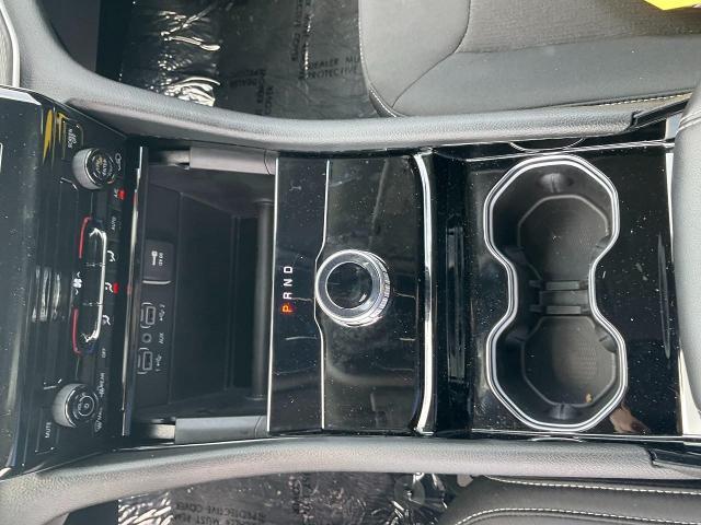 2023 Jeep Grand Cherokee L Vehicle Photo in Kaukauna, WI 54130