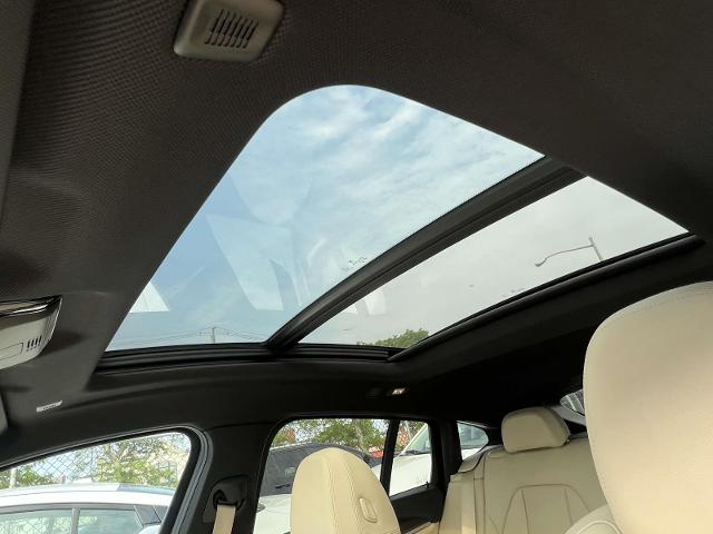 2021 BMW X4 M40i Vehicle Photo in Roslyn, NY 11576