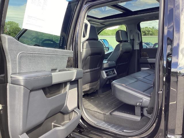 2024 Ford Super Duty F-250 SRW Vehicle Photo in Gardner, MA 01440