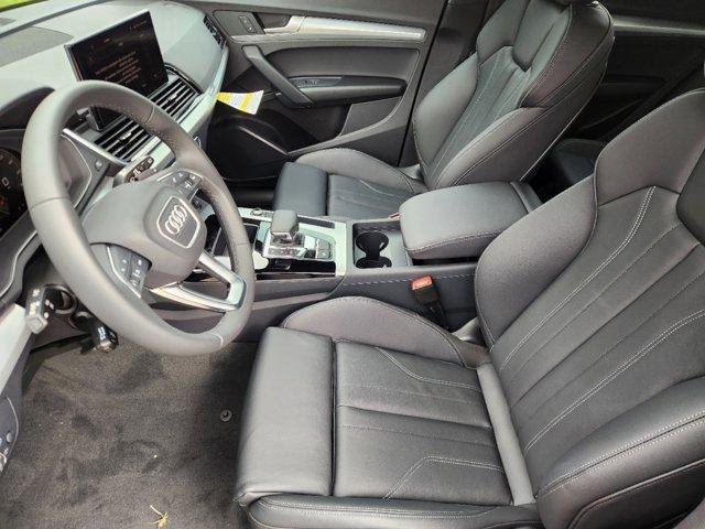 2025 Audi Q5 Vehicle Photo in HOUSTON, TX 77090