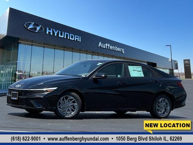 2024 Hyundai ELANTRA Vehicle Photo in Shiloh, IL 62269