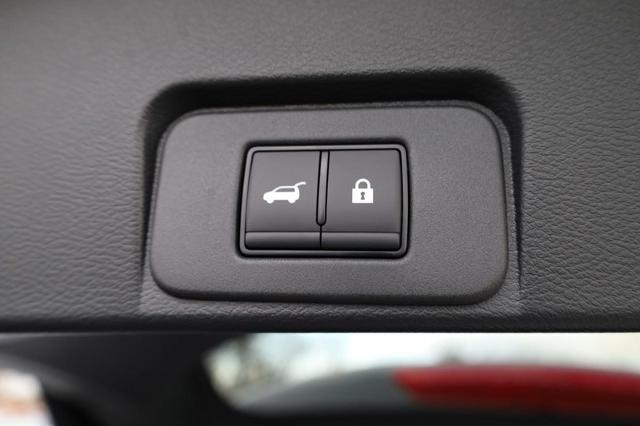 2025 Nissan Rogue Vehicle Photo in Ballwin, MO 63011
