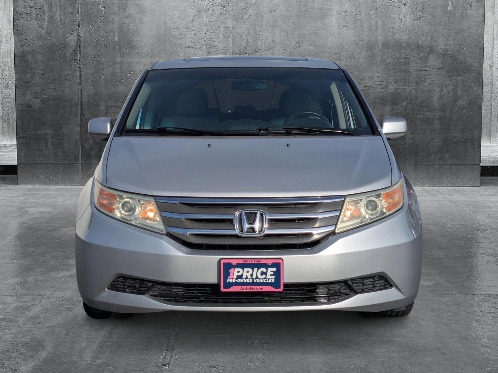 2012 Honda Odyssey Vehicle Photo in VALENCIA, CA 91355-1705