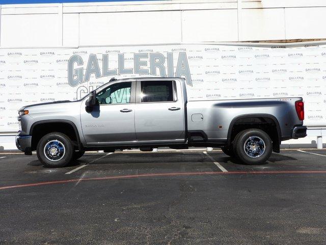 2025 Chevrolet Silverado 3500 HD Vehicle Photo in DALLAS, TX 75244-5909