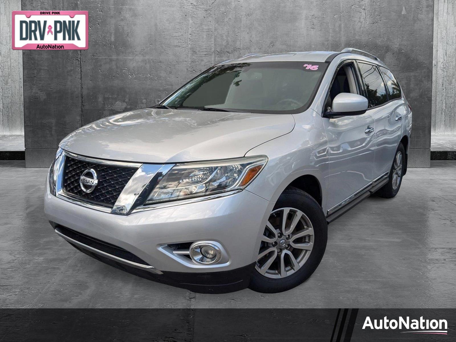 2016 Nissan Pathfinder Vehicle Photo in Miami, FL 33135