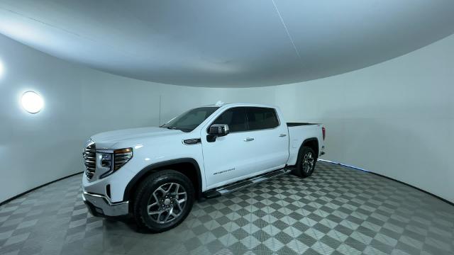 2024 GMC Sierra 1500 Vehicle Photo in GILBERT, AZ 85297-0402