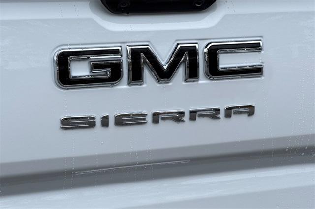 2025 GMC Sierra 1500 Vehicle Photo in ELK GROVE, CA 95757-8703