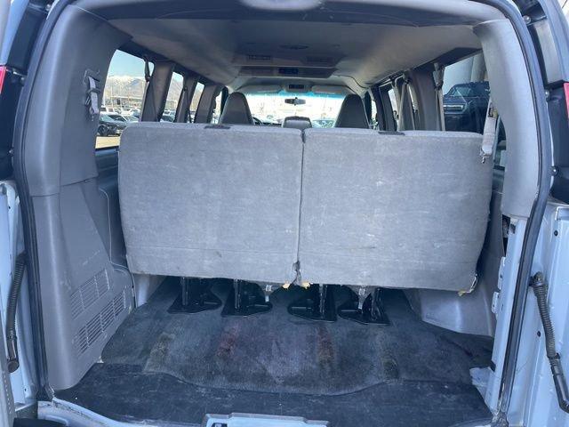 2017 Chevrolet Express Passenger Vehicle Photo in SALT LAKE CITY, UT 84119-3321